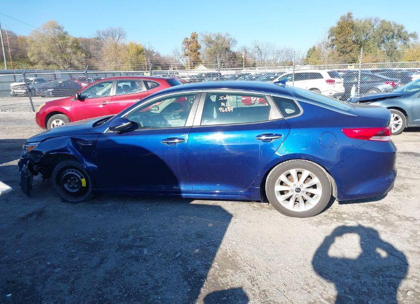 Photo 14 of 2016 Kia Optima LX (VIN 5XXGT4L30GG073056)
