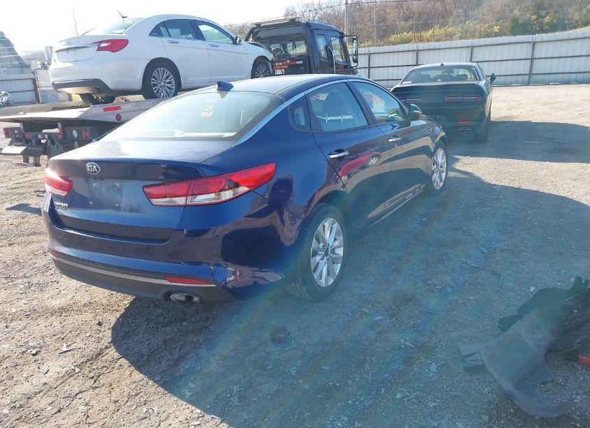 Photo 4 of 2016 Kia Optima LX (VIN 5XXGT4L30GG073056)