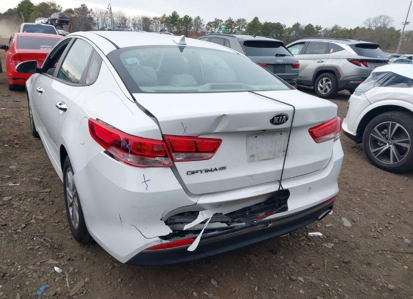 Photo 16 of 2016 Kia Optima LX (VIN 5XXGT4L30GG080718)