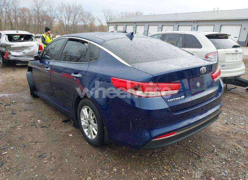 Photo 3 of 2016 Kia Optima LX (VIN 5XXGT4L30GG084591)