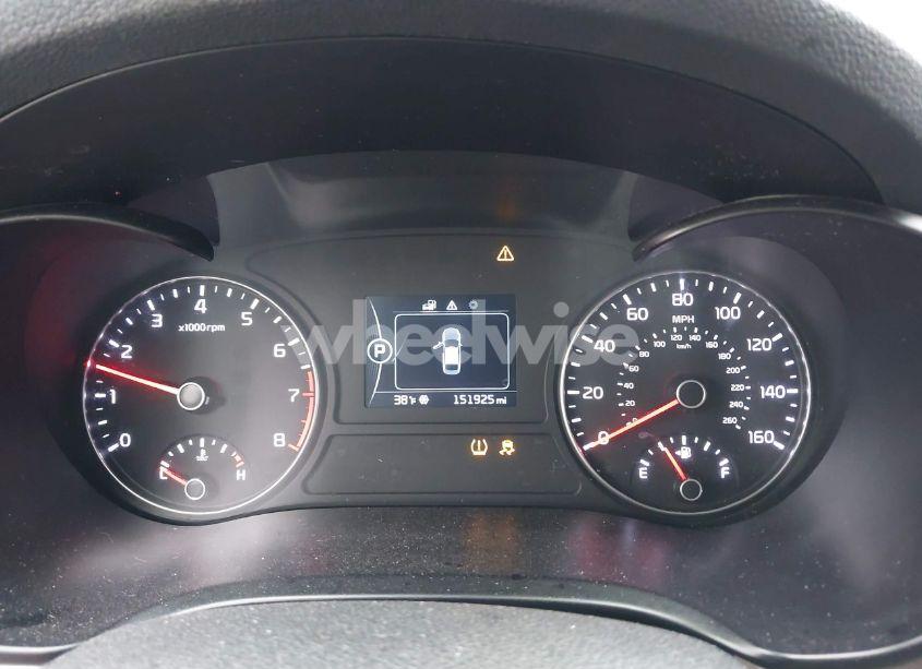 Photo 7 of 2016 Kia Optima LX (VIN 5XXGT4L30GG084591)