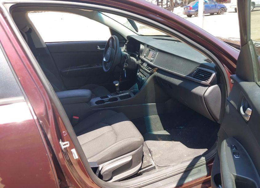 Photo 5 of 2016 Kia Optima LX (VIN 5XXGT4L30GG088284)