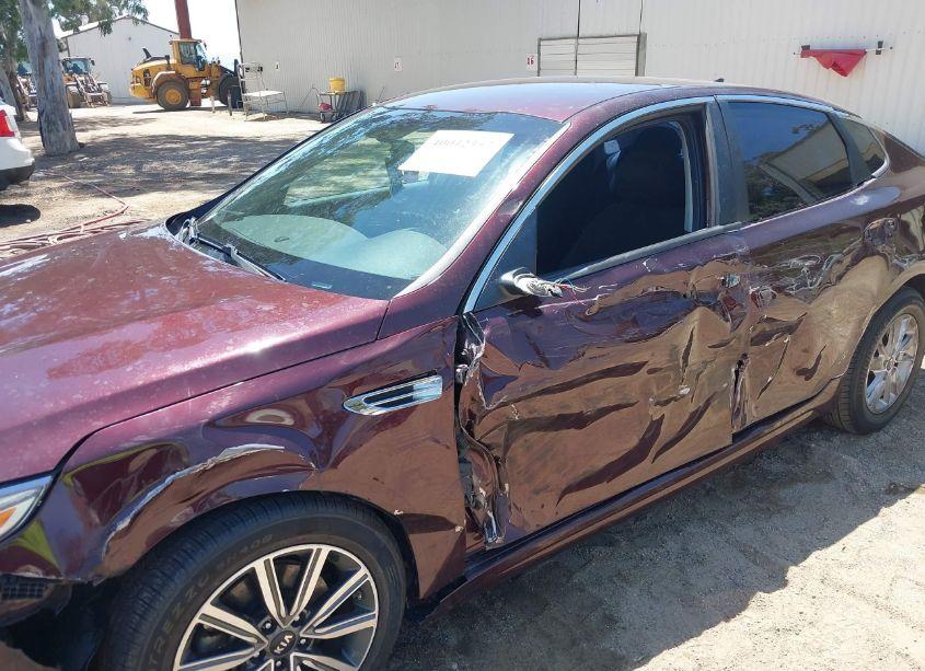 Photo 6 of 2016 Kia Optima LX (VIN 5XXGT4L30GG088284)