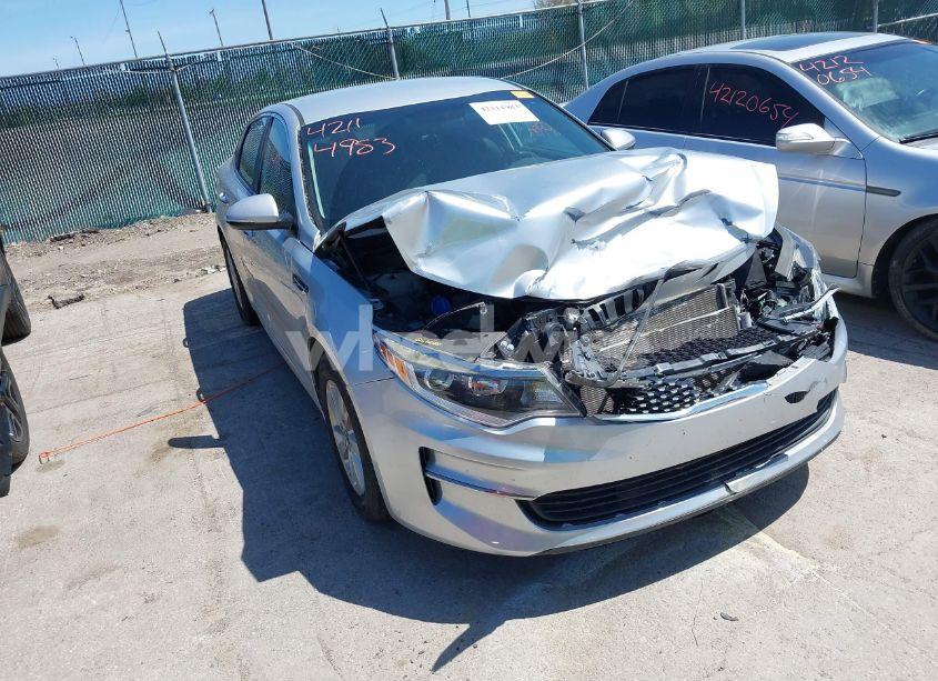 2016 Kia Optima LX (VIN 5XXGT4L30GG093775) main photo