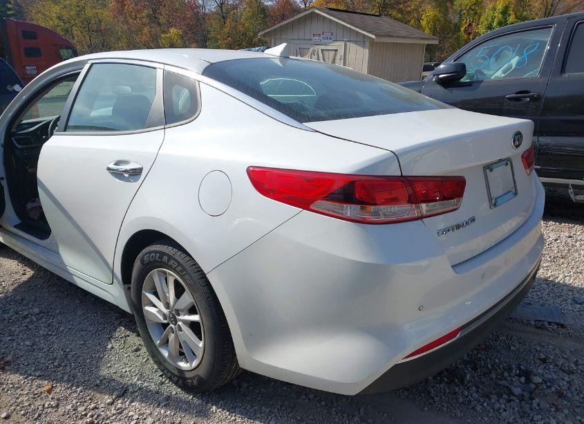Photo 12 of 2016 Kia Optima LX (VIN 5XXGT4L30GG098393)
