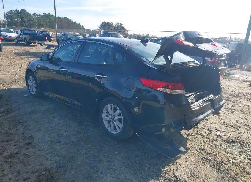 Photo 3 of 2016 Kia Optima LX (VIN 5XXGT4L30GG101504)