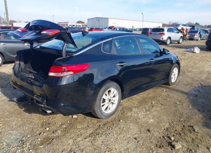 Photo 4 of 2016 Kia Optima LX (VIN 5XXGT4L30GG101504)