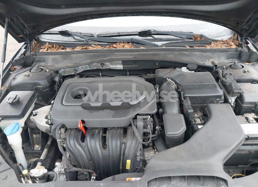 Photo 10 of 2016 Kia Optima LX (VIN 5XXGT4L30GG111711)