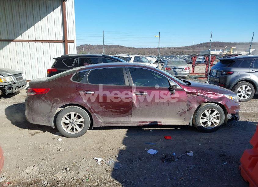 Photo 13 of 2016 Kia Optima LX (VIN 5XXGT4L30GG118111)