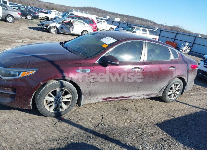 Photo 14 of 2016 Kia Optima LX (VIN 5XXGT4L30GG118111)