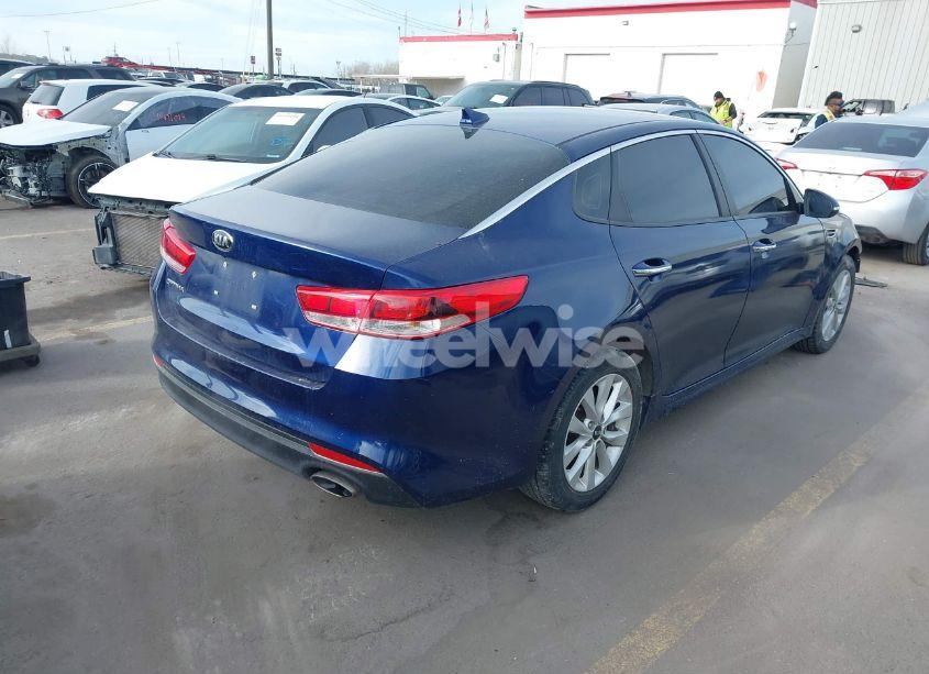 Photo 4 of 2017 Kia Optima LX (VIN 5XXGT4L30HG122077)