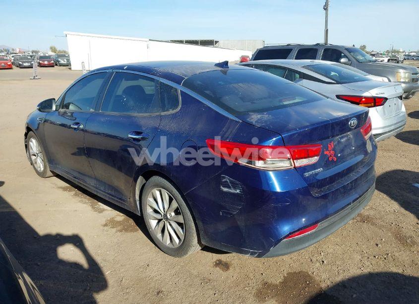 Photo 3 of 2017 Kia Optima LX (VIN 5XXGT4L30HG125710)
