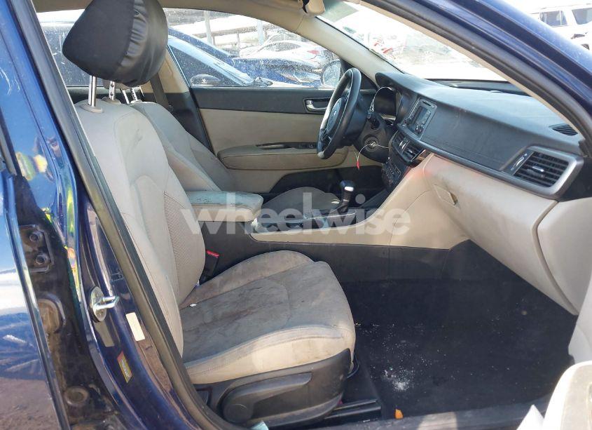 Photo 5 of 2017 Kia Optima LX (VIN 5XXGT4L30HG125710)