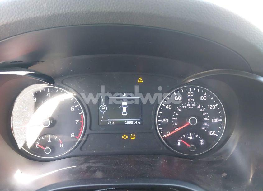 Photo 7 of 2017 Kia Optima LX (VIN 5XXGT4L30HG125710)