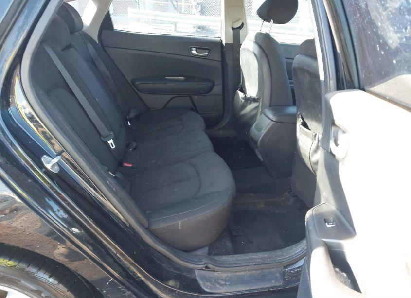 Photo 8 of 2017 Kia Optima LX (VIN 5XXGT4L30HG126355)