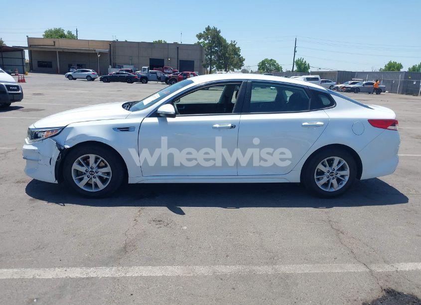 Photo 14 of 2017 Kia Optima LX (VIN 5XXGT4L30HG136559)