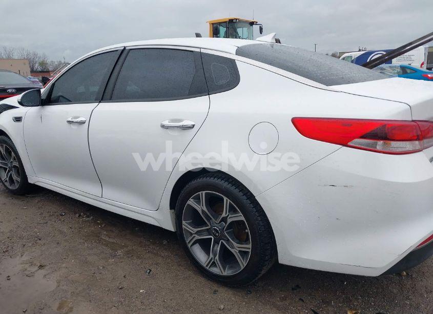 Photo 14 of 2017 Kia Optima LX (VIN 5XXGT4L30HG148596)