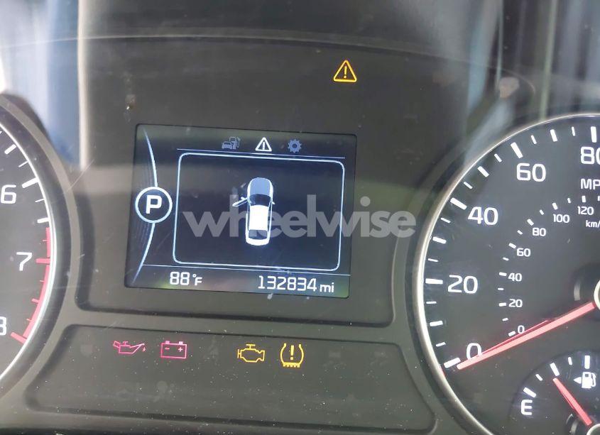 Photo 7 of 2017 Kia Optima LX (VIN 5XXGT4L30HG155094)