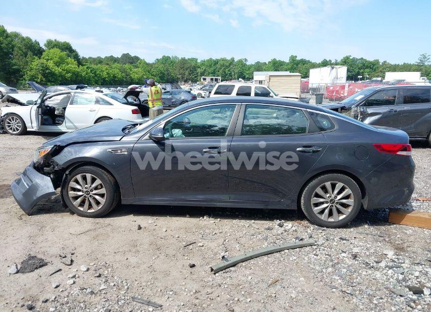 Photo 14 of 2017 Kia Optima LX (VIN 5XXGT4L30HG155483)