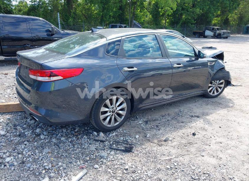 Photo 4 of 2017 Kia Optima LX (VIN 5XXGT4L30HG155483)