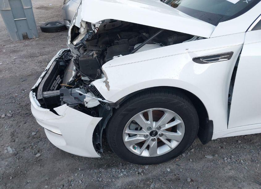 Photo 17 of 2017 Kia Optima LX (VIN 5XXGT4L30HG168220)