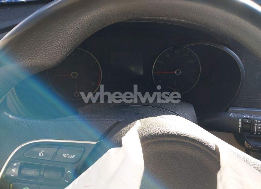 Photo 15 of 2017 Kia Optima LX (VIN 5XXGT4L30HG170176)