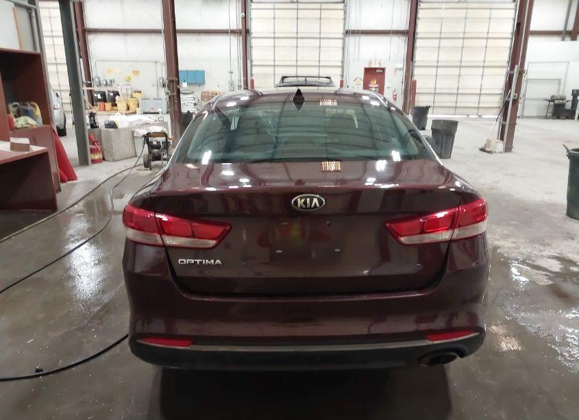 Photo 16 of 2017 Kia Optima LX (VIN 5XXGT4L30HG173255)