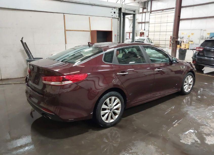 Photo 4 of 2017 Kia Optima LX (VIN 5XXGT4L30HG173255)