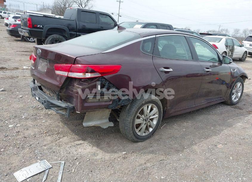 Photo 4 of 2018 Kia Optima LX (VIN 5XXGT4L30JG185640)