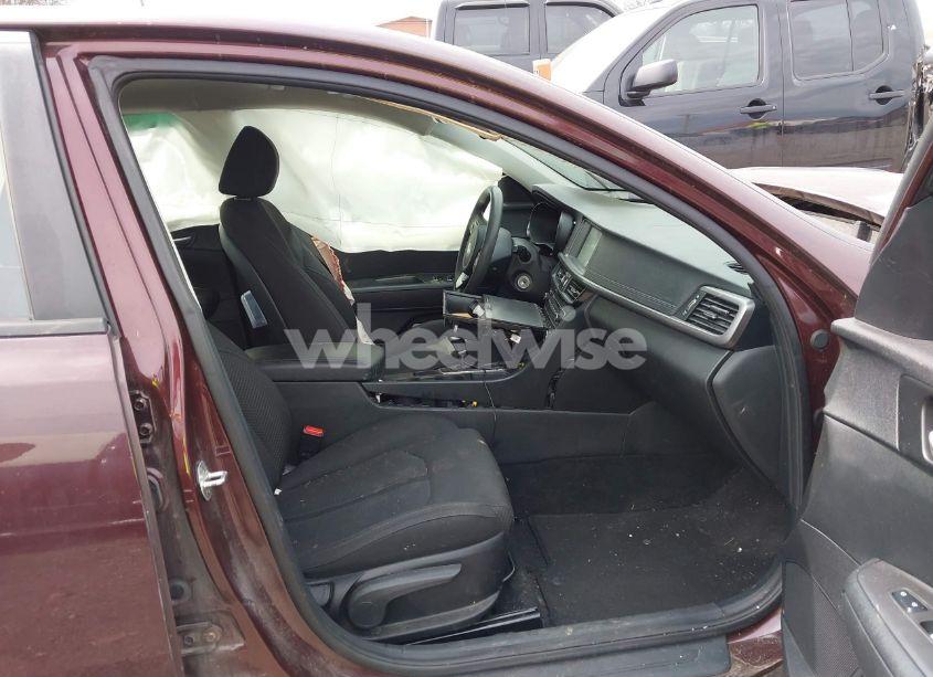 Photo 5 of 2018 Kia Optima LX (VIN 5XXGT4L30JG185640)