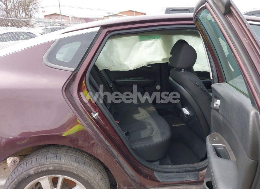 Photo 8 of 2018 Kia Optima LX (VIN 5XXGT4L30JG185640)