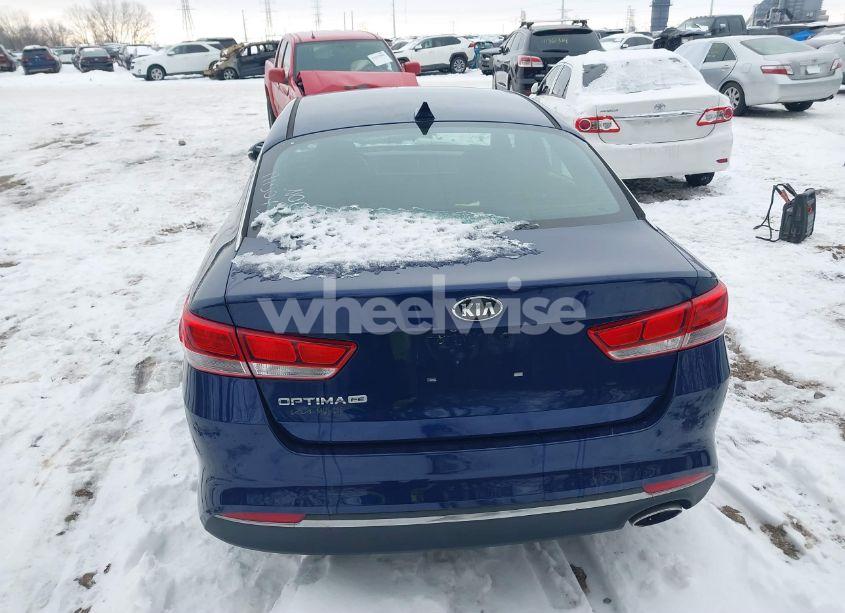 Photo 16 of 2018 Kia Optima LX (VIN 5XXGT4L30JG191504)