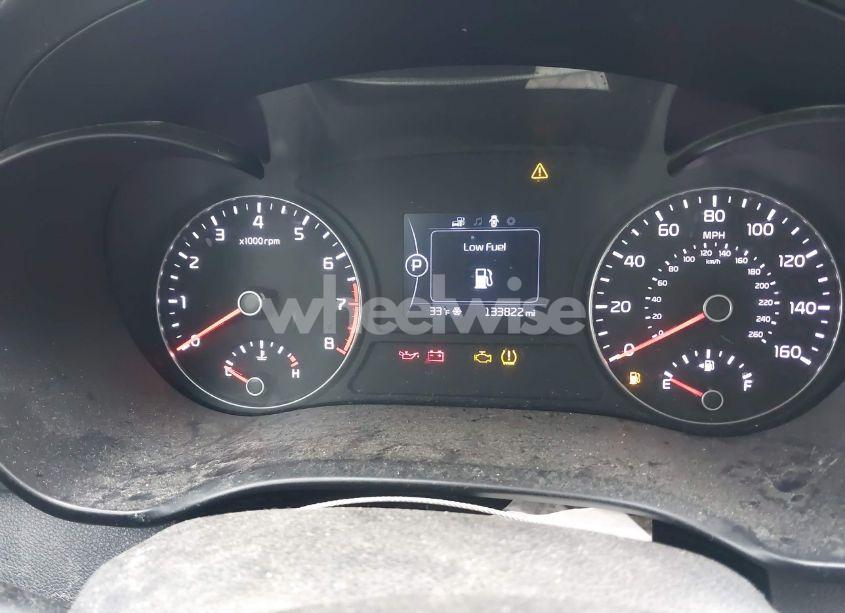 Photo 7 of 2018 Kia Optima LX (VIN 5XXGT4L30JG191504)