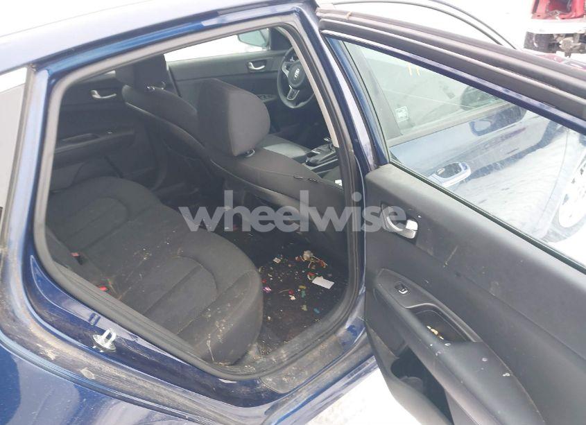 Photo 8 of 2018 Kia Optima LX (VIN 5XXGT4L30JG191504)