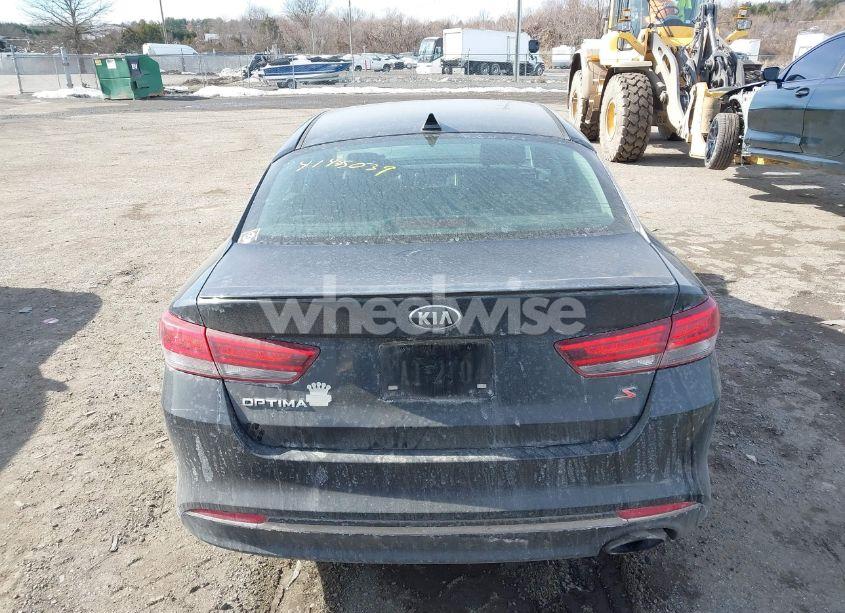 Photo 16 of 2018 Kia Optima S (VIN 5XXGT4L30JG196573)
