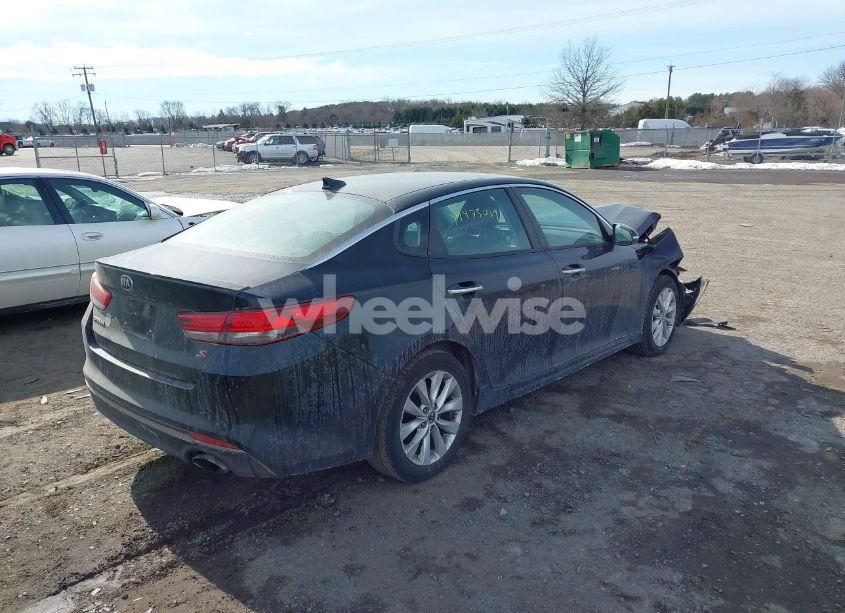Photo 4 of 2018 Kia Optima S (VIN 5XXGT4L30JG196573)