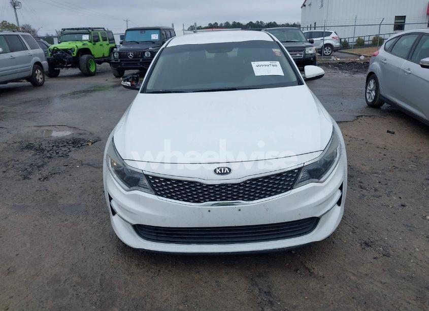 Photo 12 of 2018 Kia Optima LX (VIN 5XXGT4L30JG221505)
