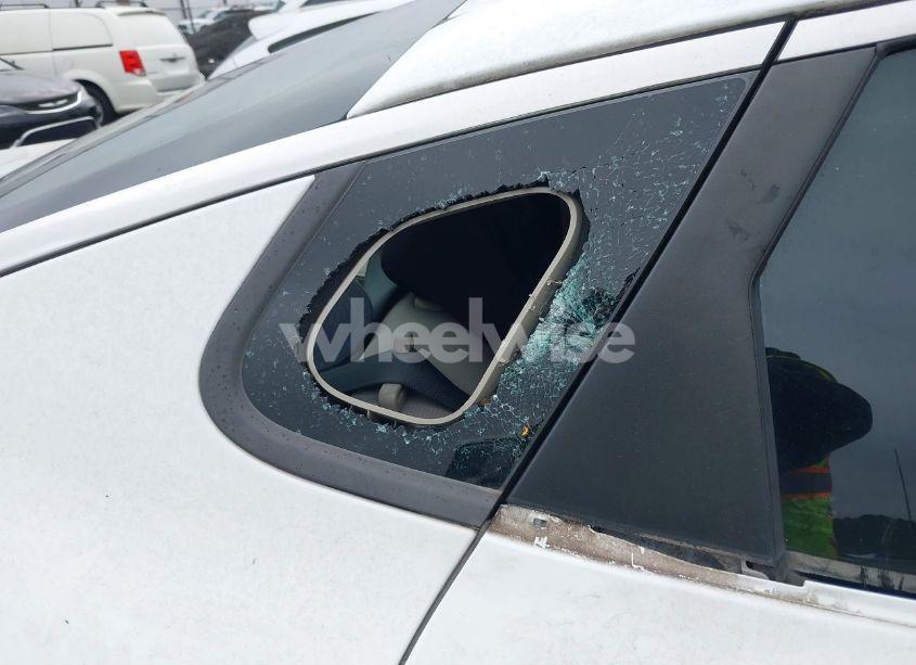 Photo 19 of 2018 Kia Optima LX (VIN 5XXGT4L30JG221505)