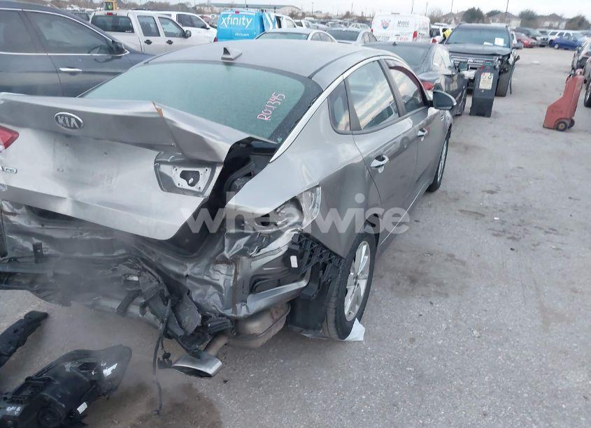 Photo 4 of 2018 Kia Optima LX (VIN 5XXGT4L30JG222489)