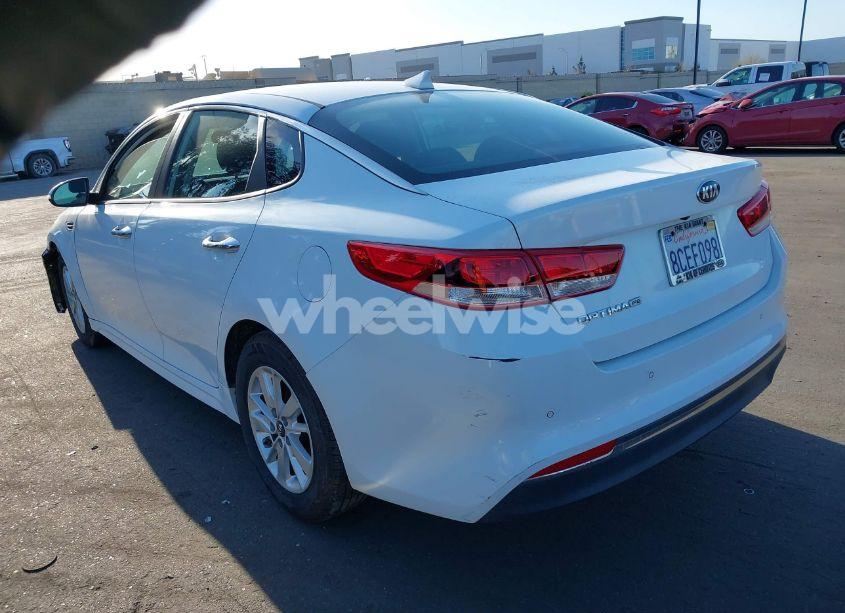 Photo 3 of 2018 Kia Optima LX (VIN 5XXGT4L30JG229328)