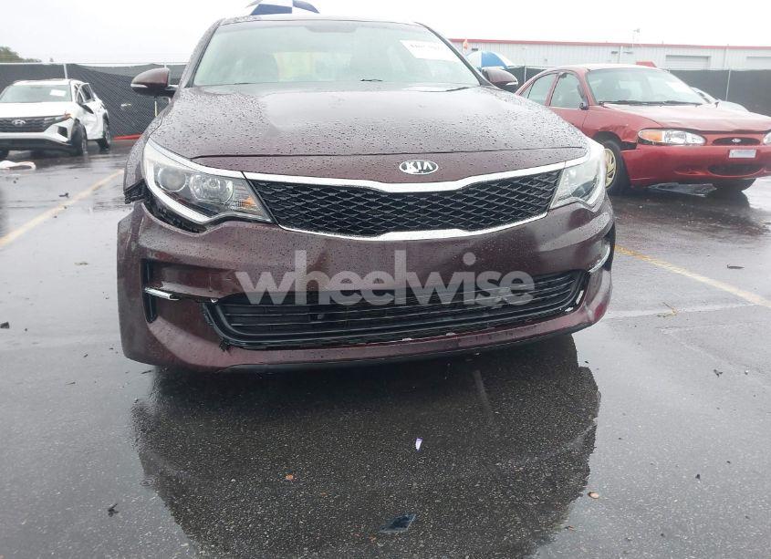 Photo 6 of 2018 Kia Optima LX (VIN 5XXGT4L30JG232584)