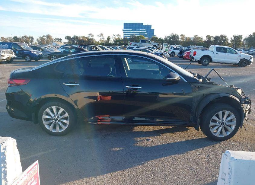 Photo 13 of 2018 Kia Optima S (VIN 5XXGT4L30JG244671)