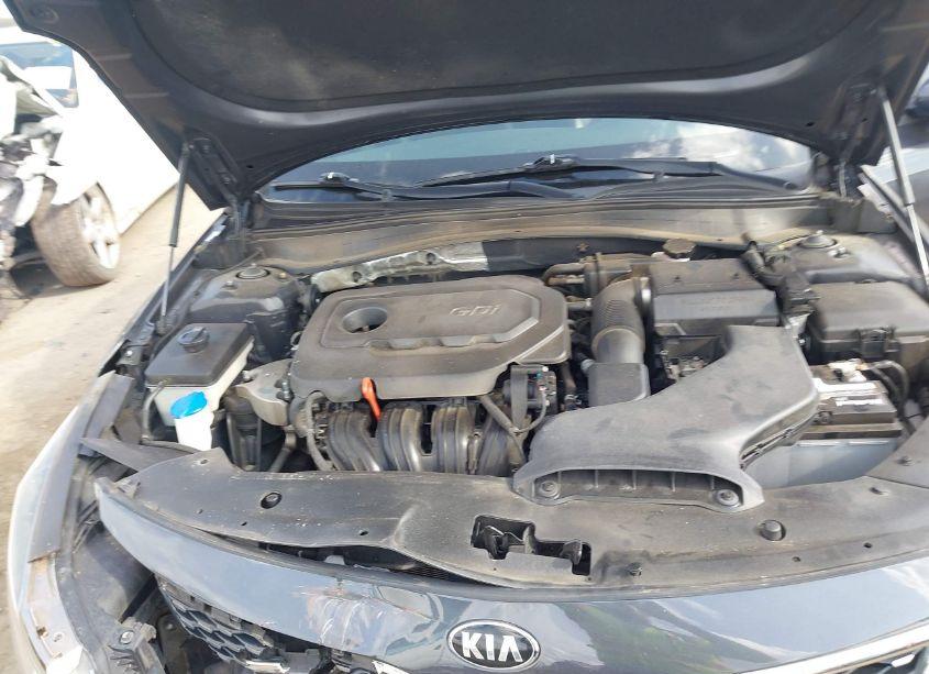 Photo 10 of 2018 Kia Optima S (VIN 5XXGT4L30JG247859)
