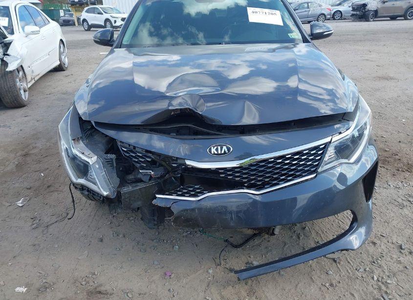 Photo 6 of 2018 Kia Optima S (VIN 5XXGT4L30JG247859)