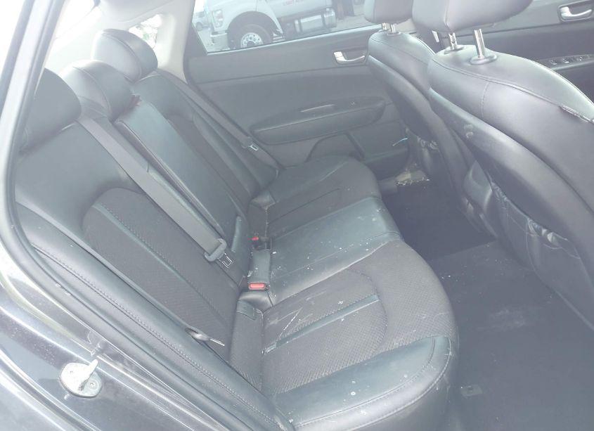 Photo 8 of 2018 Kia Optima S (VIN 5XXGT4L30JG247859)