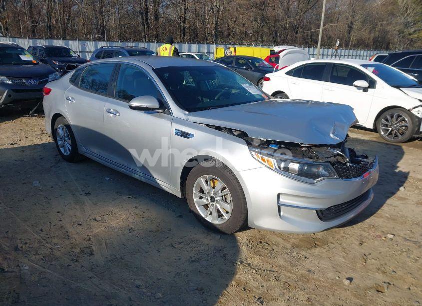 2018 Kia Optima LX (VIN 5XXGT4L30JG249479) main photo