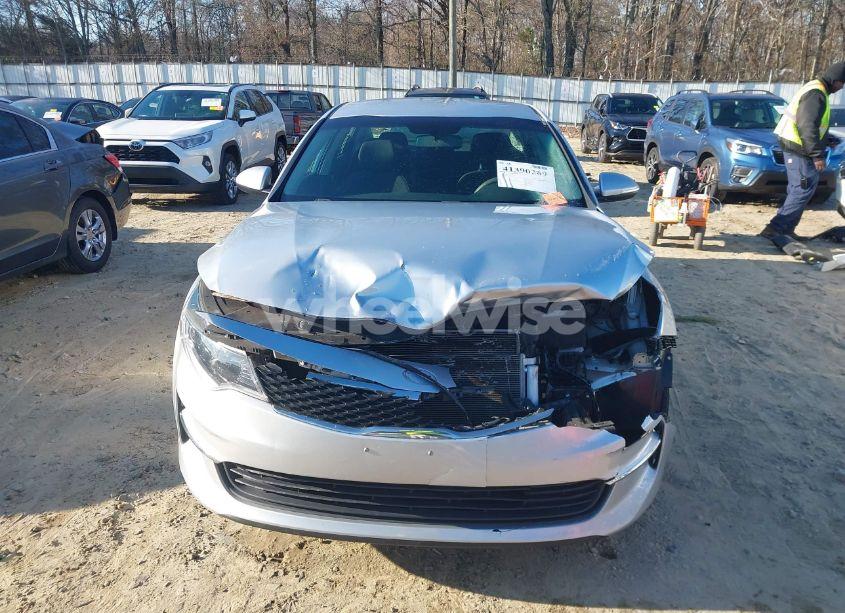 Photo 12 of 2018 Kia Optima LX (VIN 5XXGT4L30JG249479)