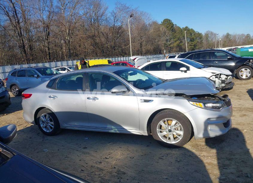 Photo 13 of 2018 Kia Optima LX (VIN 5XXGT4L30JG249479)