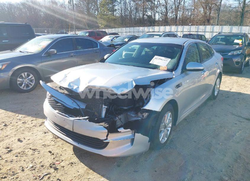 Photo 6 of 2018 Kia Optima LX (VIN 5XXGT4L30JG249479)