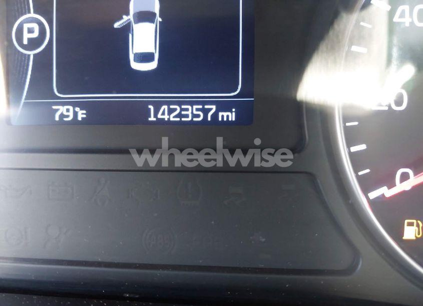 Photo 15 of 2018 Kia Optima LX (VIN 5XXGT4L30JG250681)